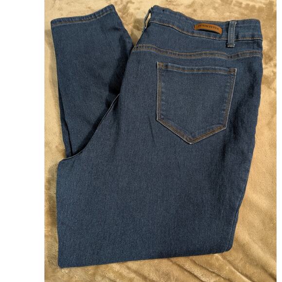 Denim Fever Blue Jeans Plus Size 18 Stretch Comfy Zipper Front Pockets - Picture 1 of 9